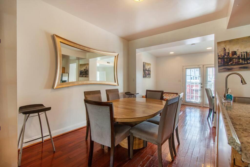Relaxing, Spacious, Private, Walkable In Petworth! Washington Extérieur photo
